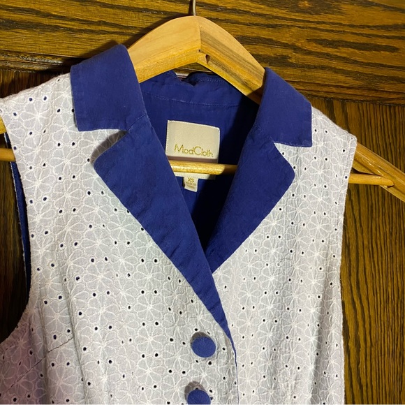 ModCloth Community Brunch Eyelet Shirt Dress XS - Picture 4 of 7